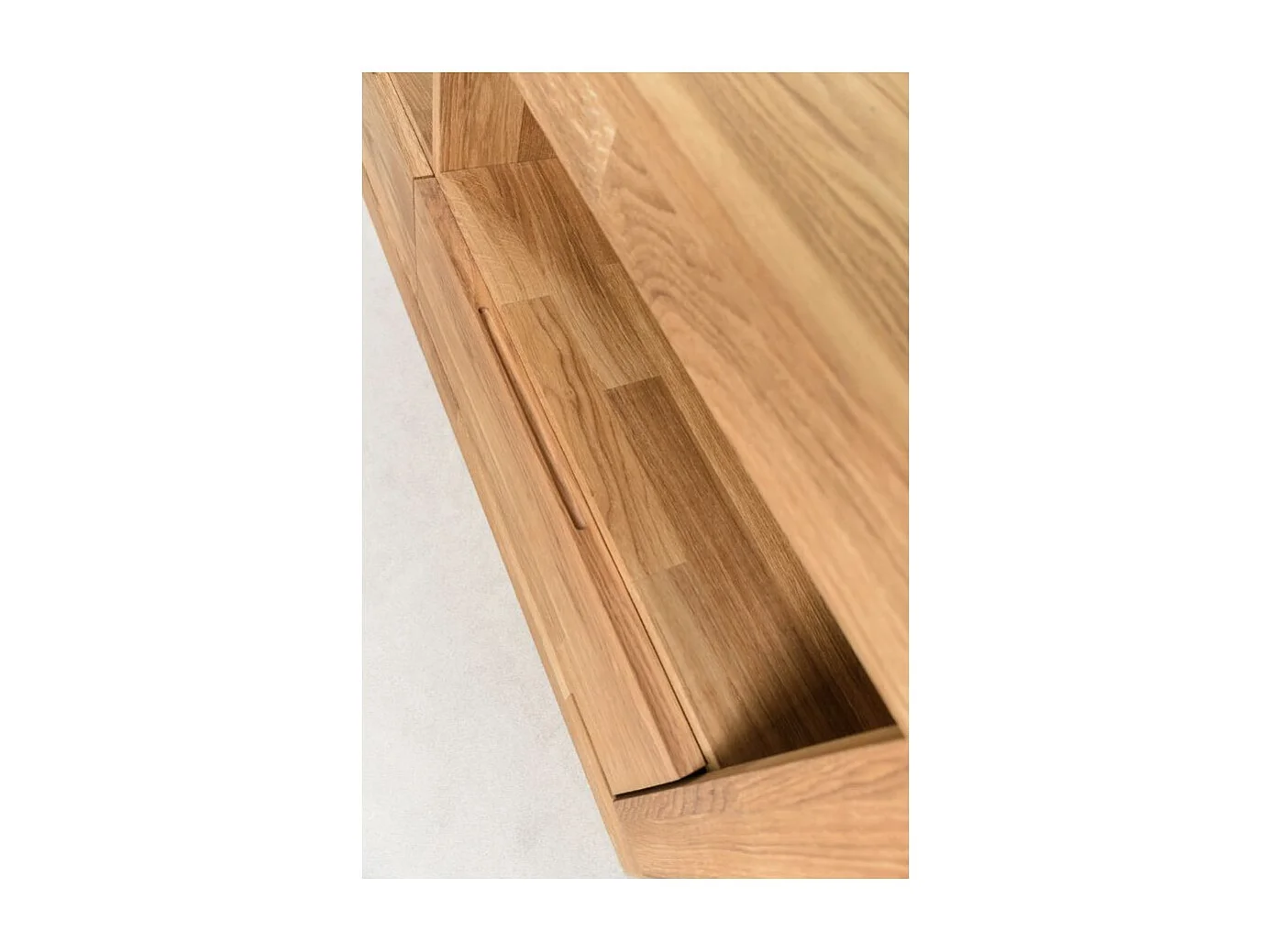 Mueble TV Mariza de roble macizo 3 cajones 175 cm