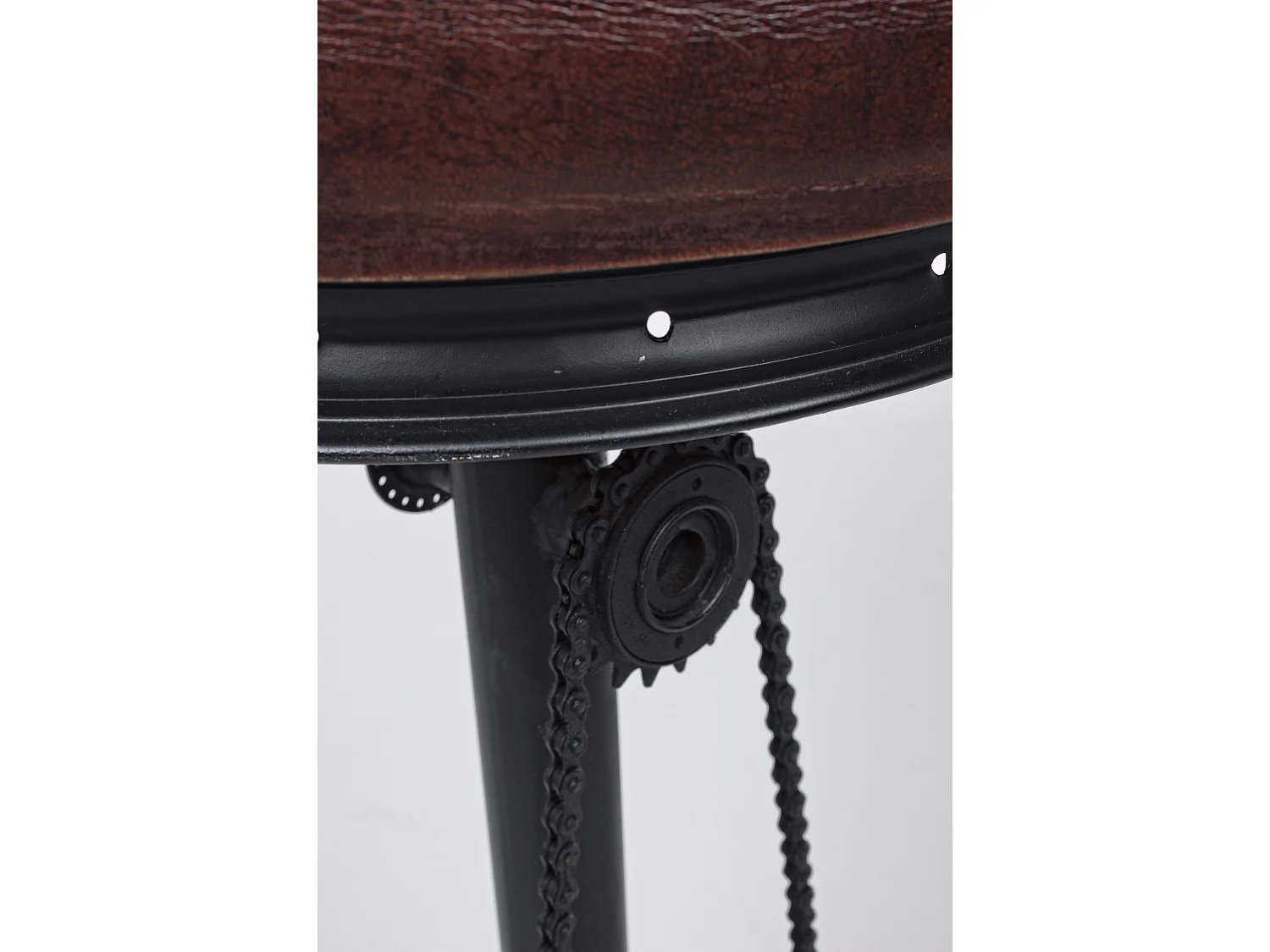 Tabouret industriel à pédale – Un caractère brut au style affirmé-Marron