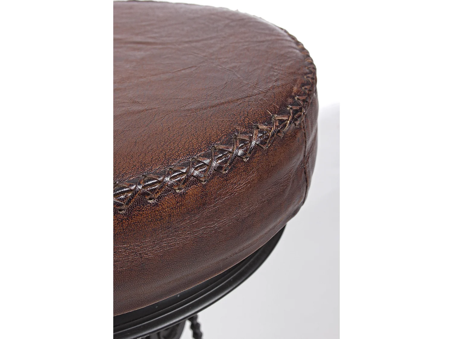 Tabouret industriel à pédale – Un caractère brut au style affirmé-Marron