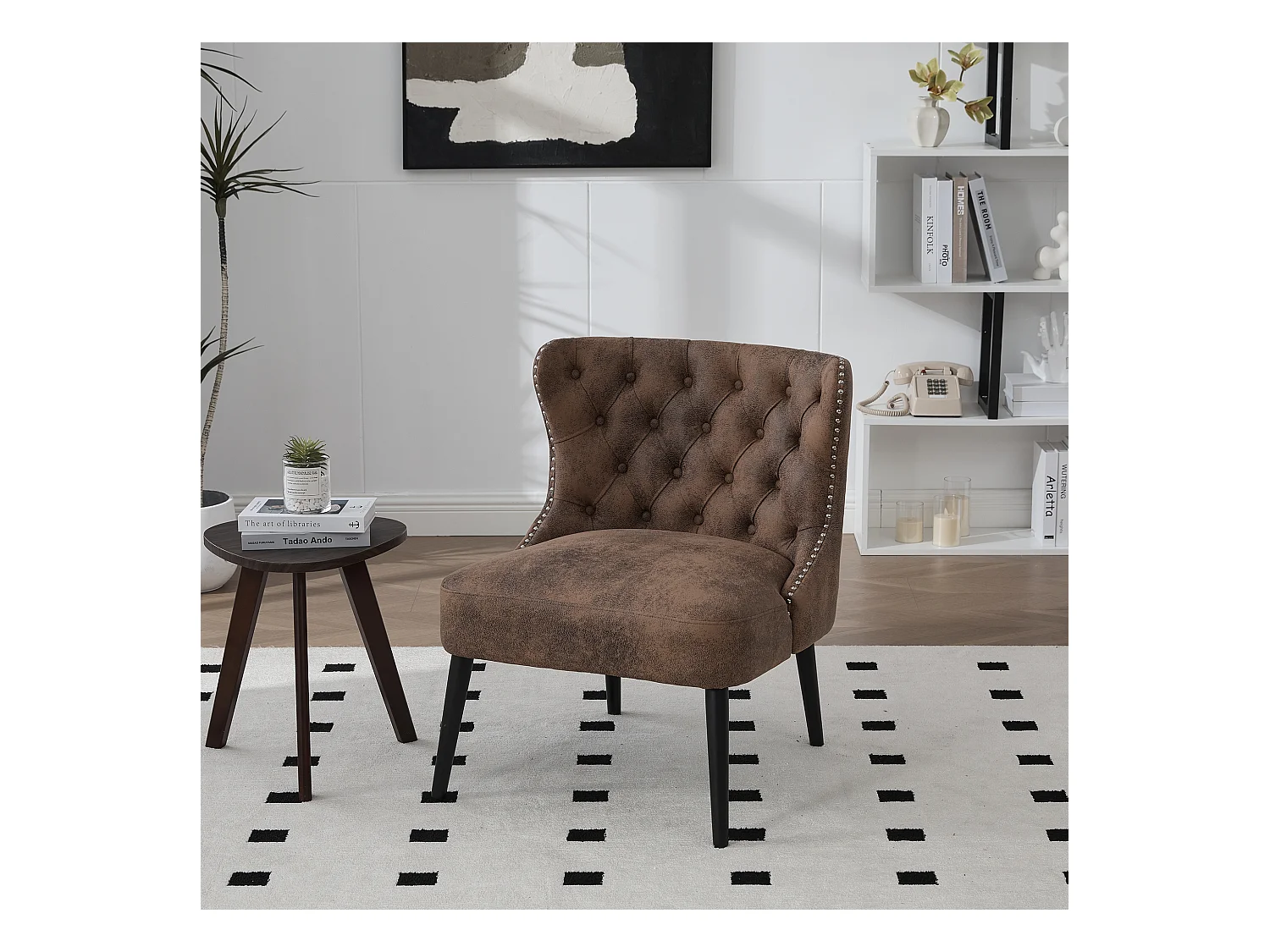 Bruine stoel - Stoel met geklonken afwerking en massief houten poten - microsuède