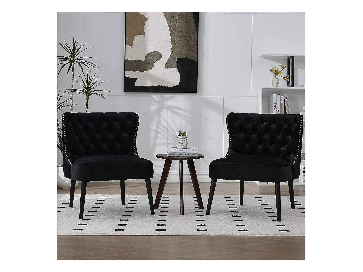 Zwarte stoel - Stoel met geklonken afwerking en massief houten poten - fluweel