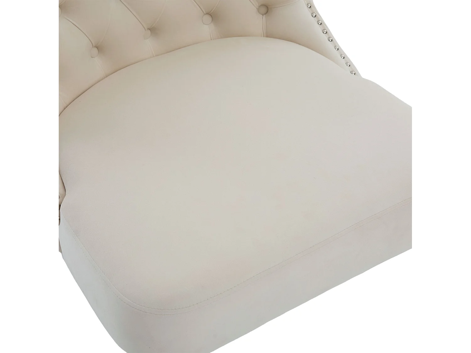 Chaise beige - Chaise avec finition rivetée et pieds en bois massif - velours