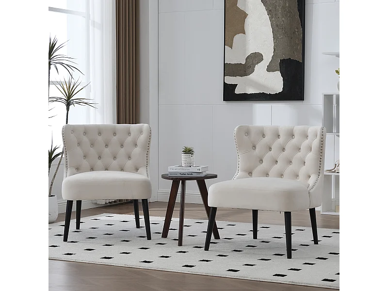 Beige stoel - Stoel met geklonken afwerking en massief houten poten - fluweel