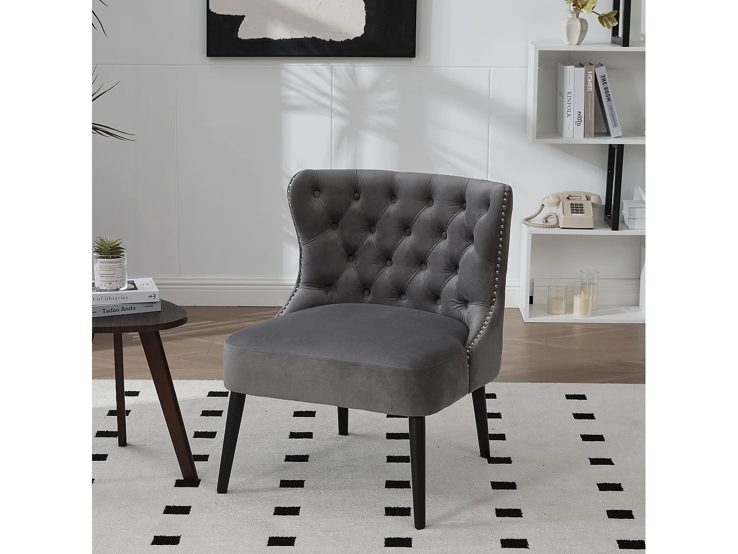 Chaise gris - Chaise avec finition rivetée et pieds en bois massif - velours