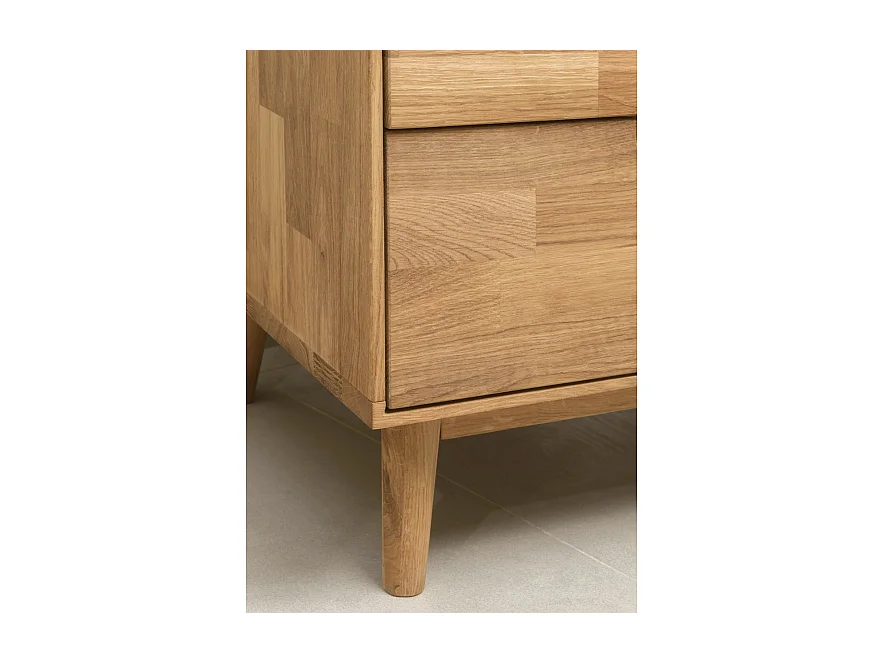 Aparador con vitrina en madera maciza de roble Kundy