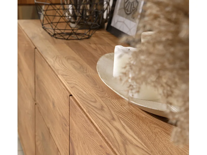 Aparador bajo en madera maciza de roble 3 puertas Inka 172 cm