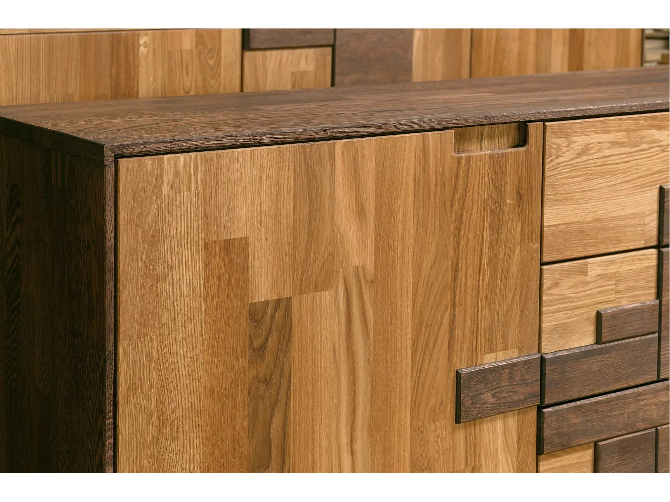 Aparador roble macizo natural y marrón 2 puertas 4 cajones Thayla 160 cm