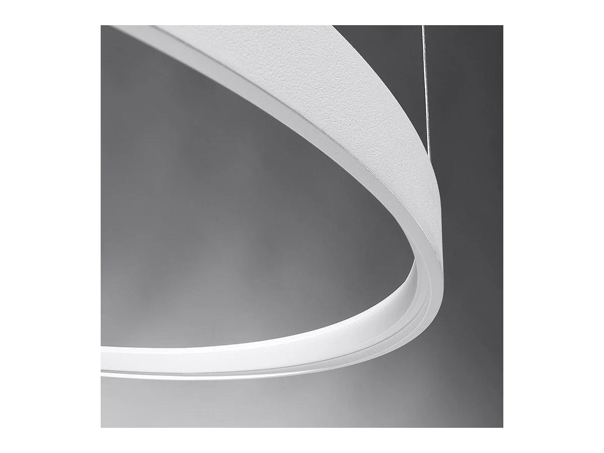 Lustre Nyra 55 noir 4000K