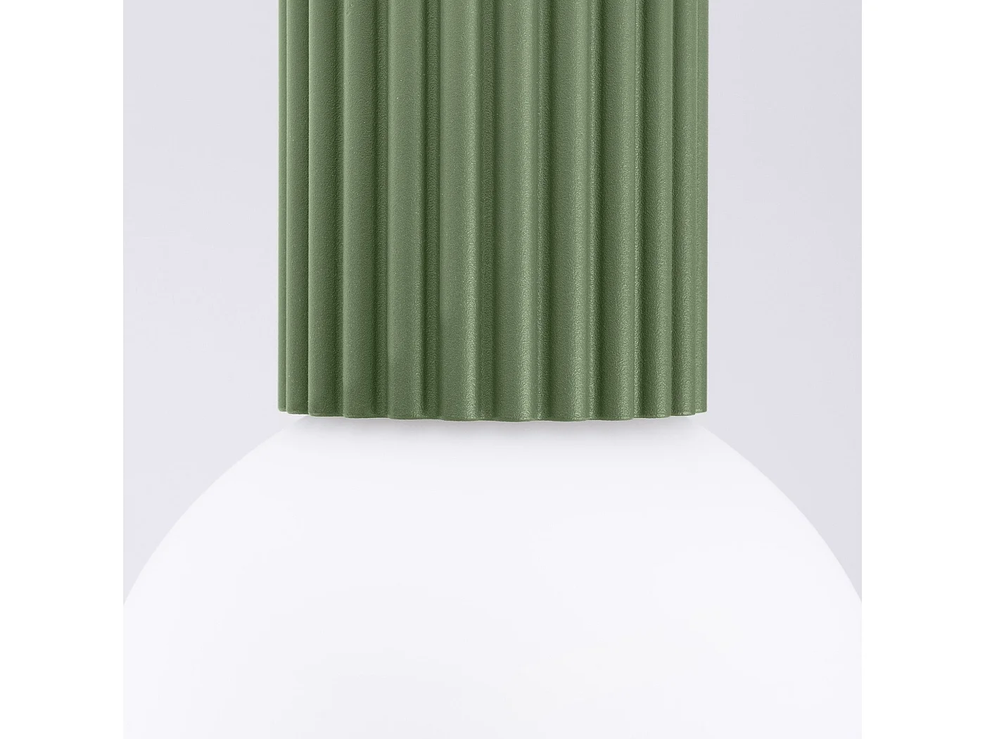 Plafonnier Orbis vert olive IP44