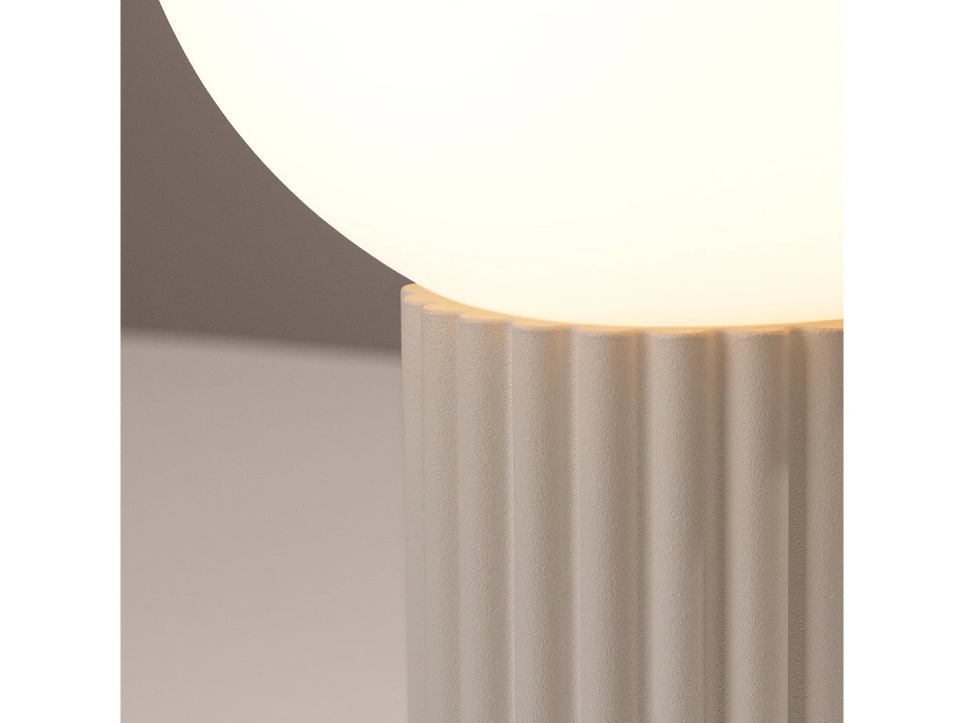 Lampe à poser Orbis beige