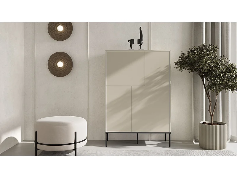 Hoog dressoir met vier deuren – 95 cm – in crème – BELLEZO