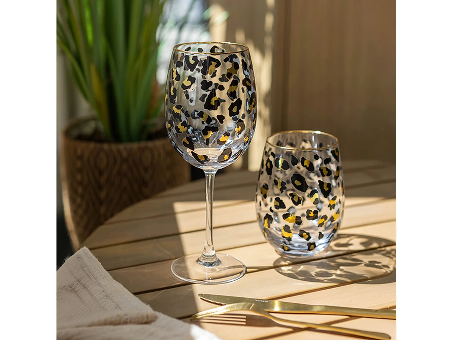 Novastyl - Lot De 4 Verres A Pied Leopard 27cl En Verre