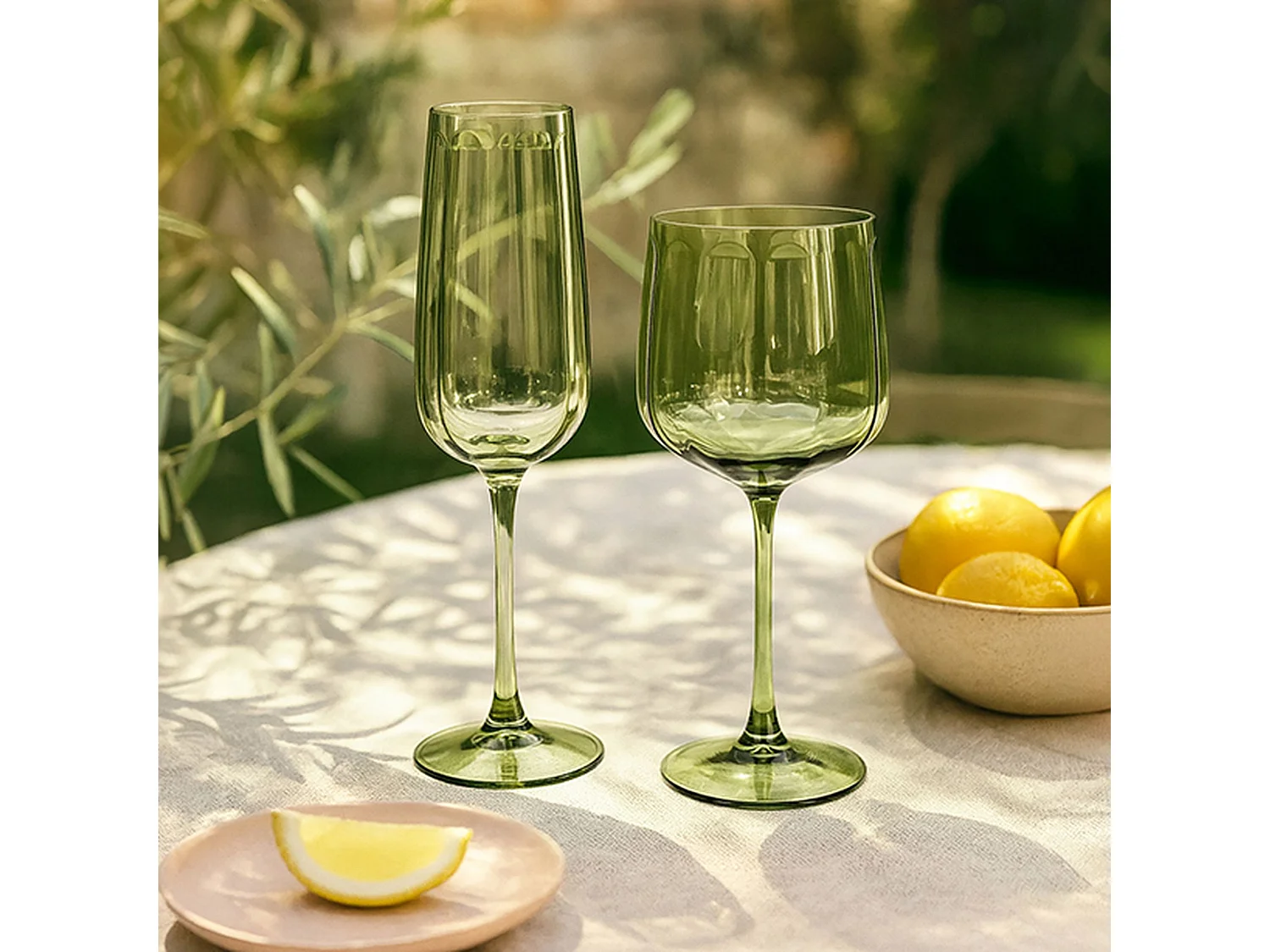 Novastyl - Lot De 4 Verres à Pied Riviera 49cl En Verre Vert