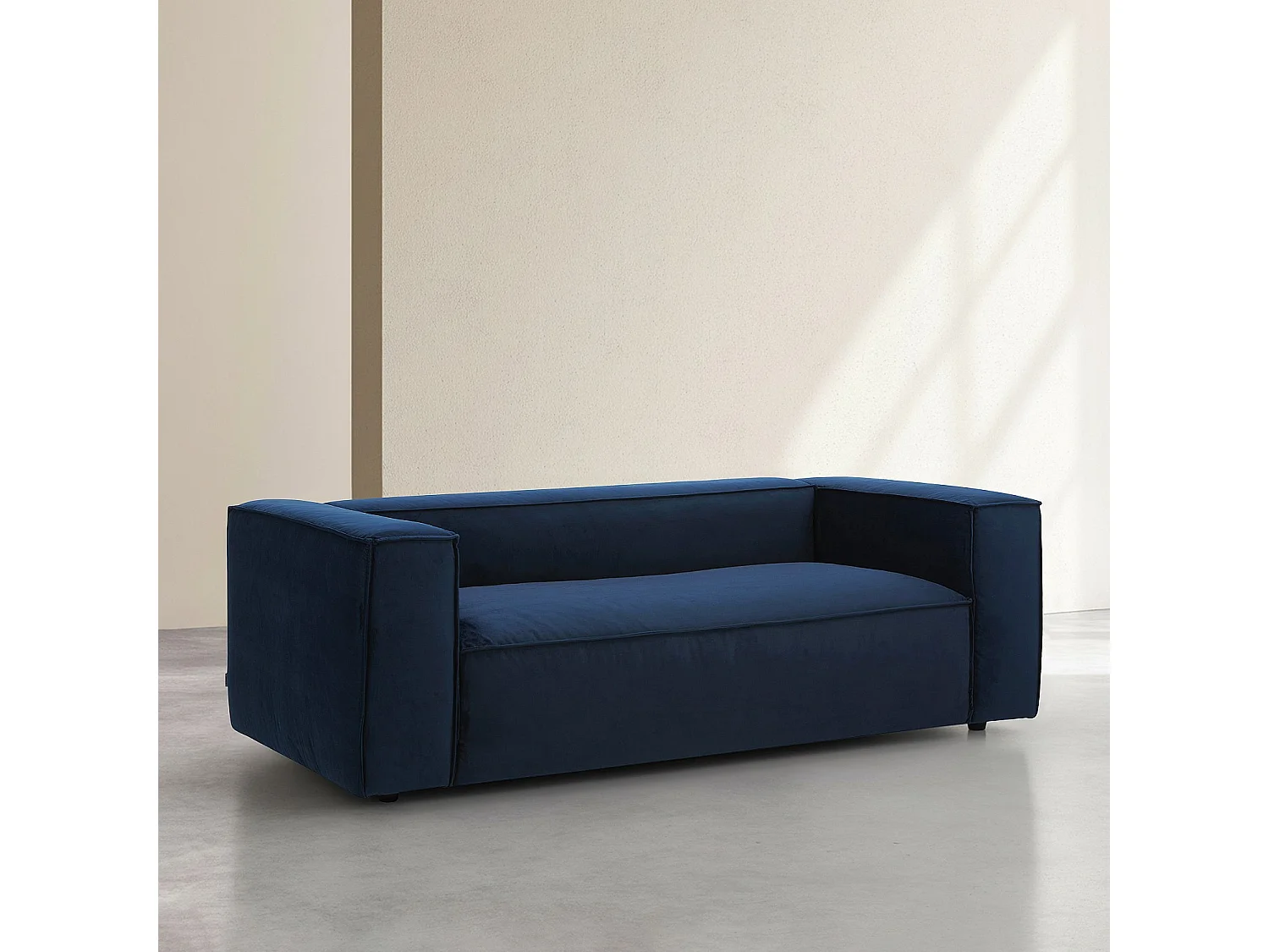 Habitat - Canapé 2 places en velours - Bleu marine - Kuti