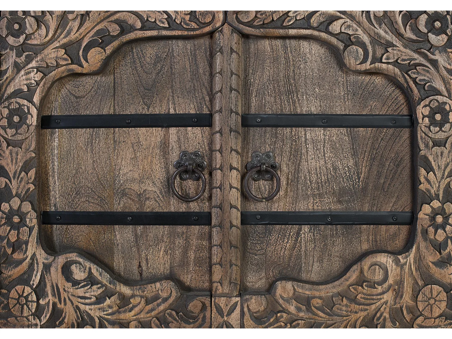 Sideboard mit vier Türen handgefertigt aus Mangoholz