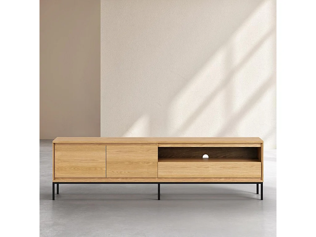 Habitat - Meuble TV 2 portes 1 tiroir en chêne et métal noir - Naturel - Design by Hélèna Pille - Flavie