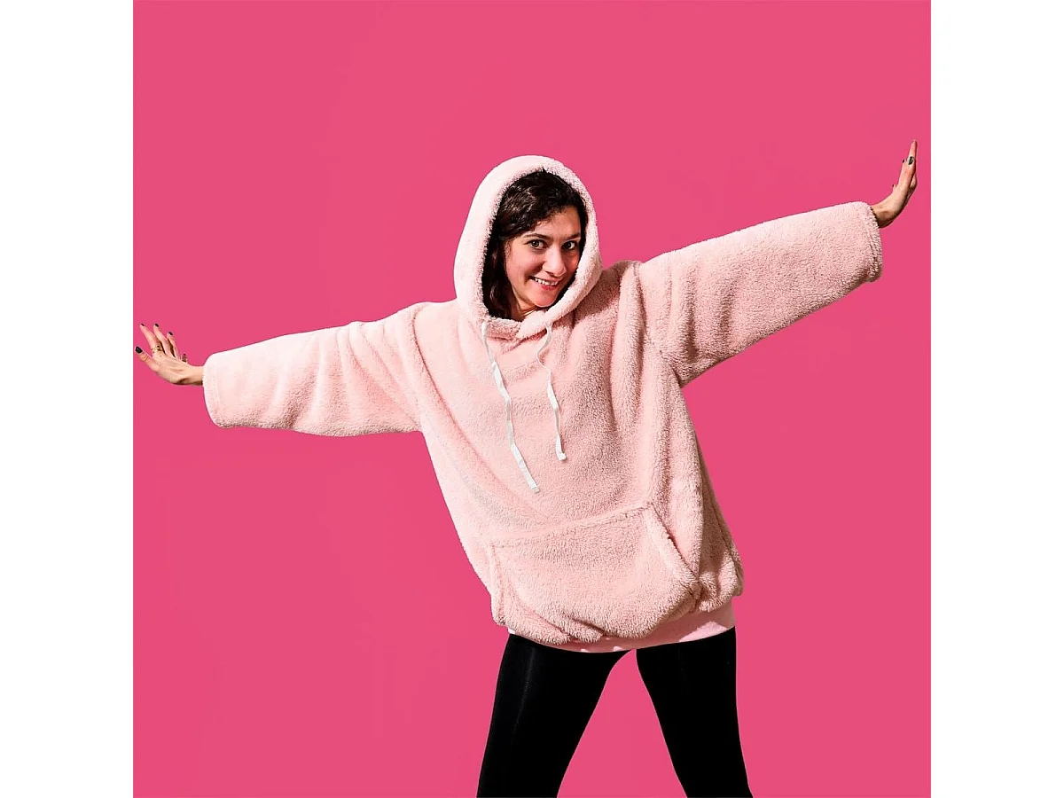 Sweat à Capuche ultra doux rose avec une poche broderie "femme de ouf"