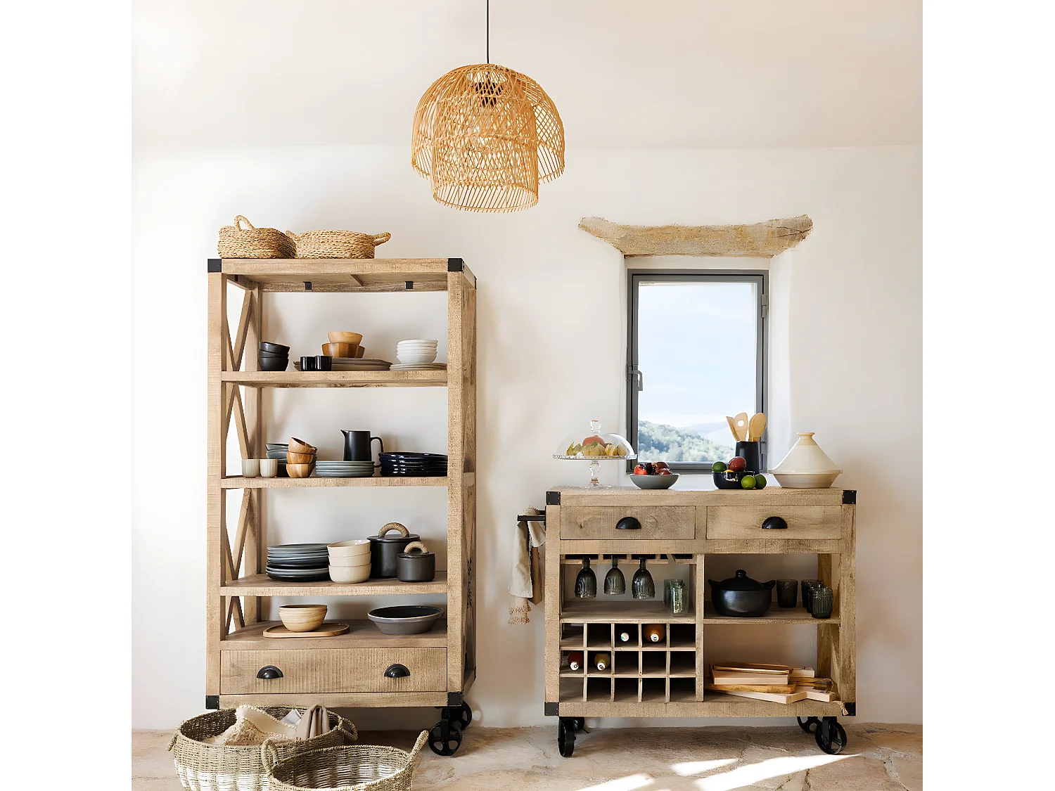 Lampe suspendue, Suspension luminaire en bois de rotin coloris beige et métal noir