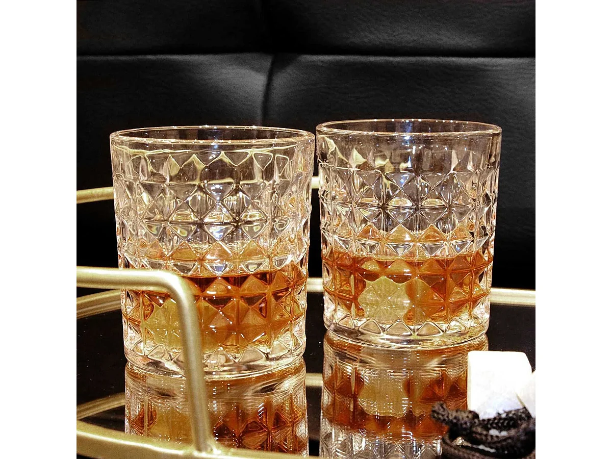 Coffret de 4 Verres à Whisky Motifs Embossés - ROCKY