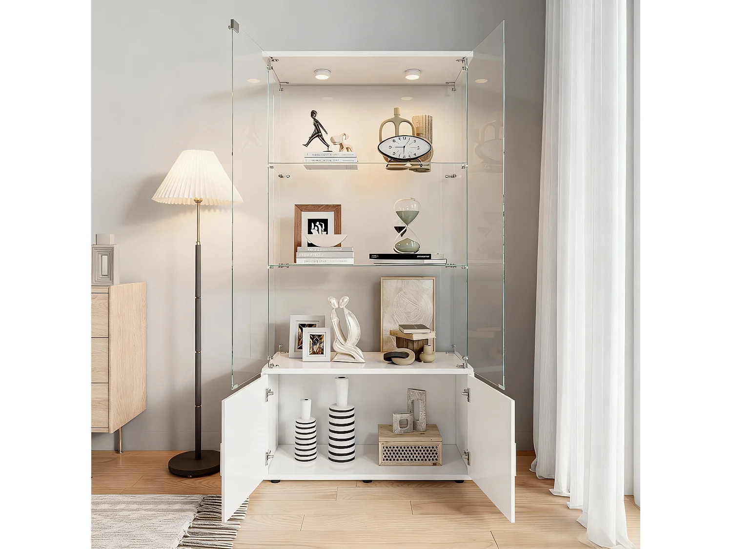 Vitrine sur pied avec 4 portes, 3 plateaux verre transparent avec serrure, verre trempé et boir, Multi - usage - Avec éclairage LED - 78x35x164 cm - Blanc