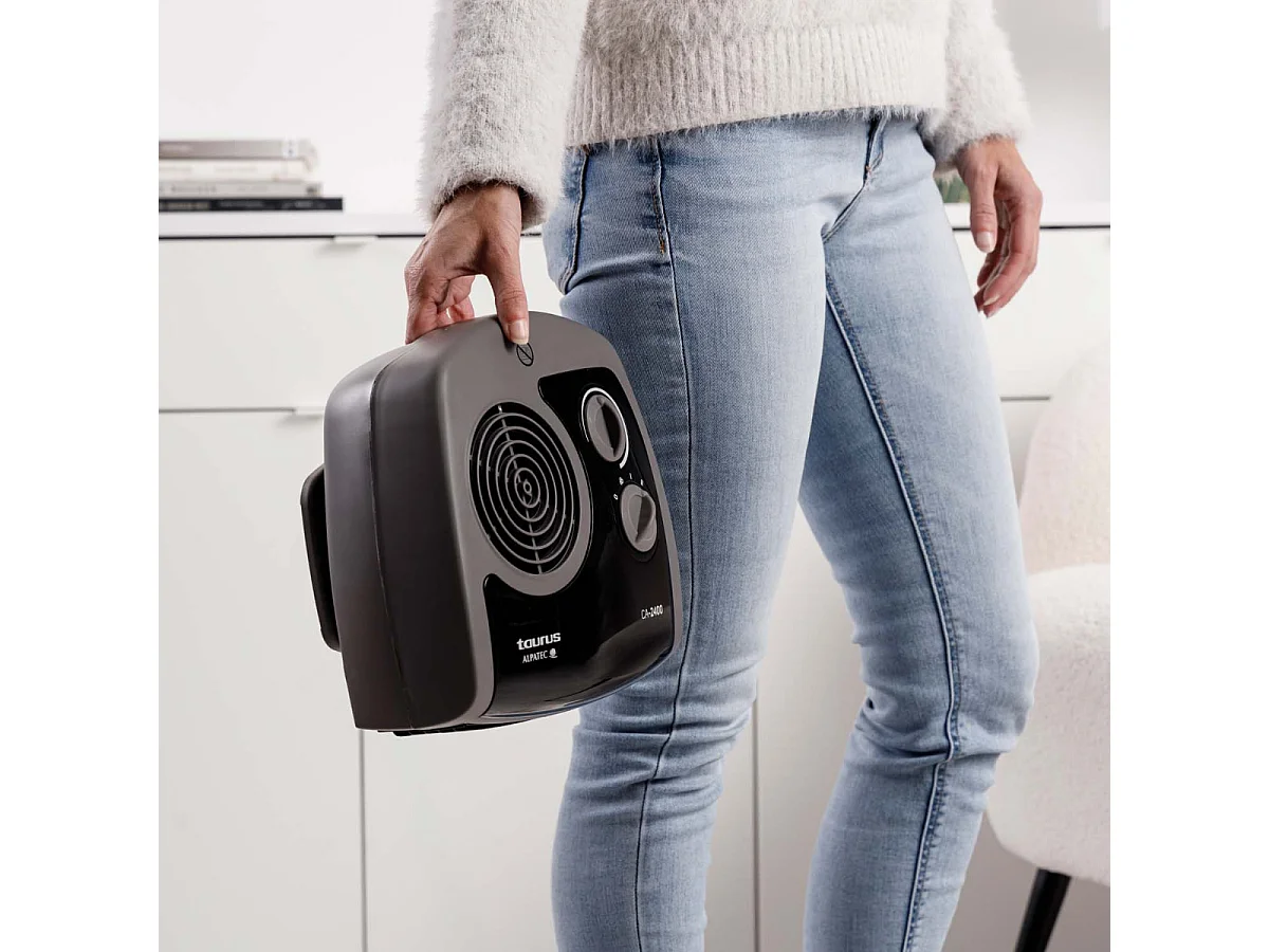 Calefactor ventilador Taurus CA2400 2400W 2 intensidades 24m² negro