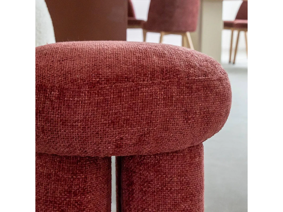 Petit tabouret en tissu fuchsia Toby