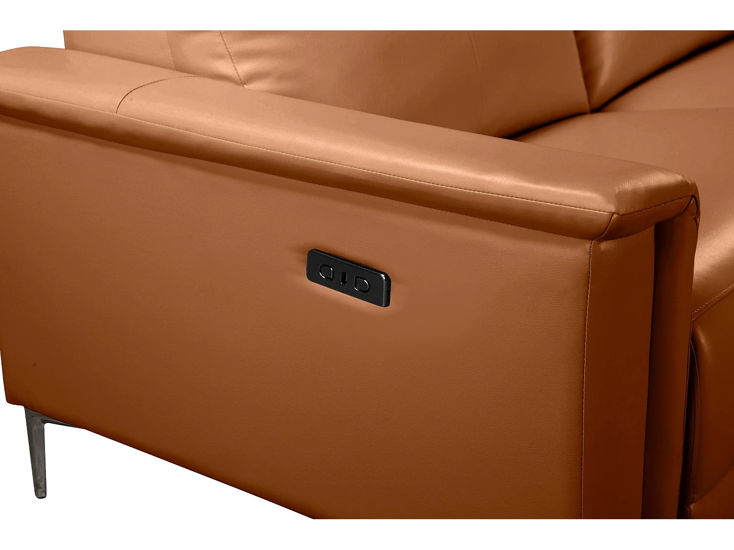 Lund | Canapé d’angle 3 places avec 1 fauteuil électrique en cognac en cuir artificiel