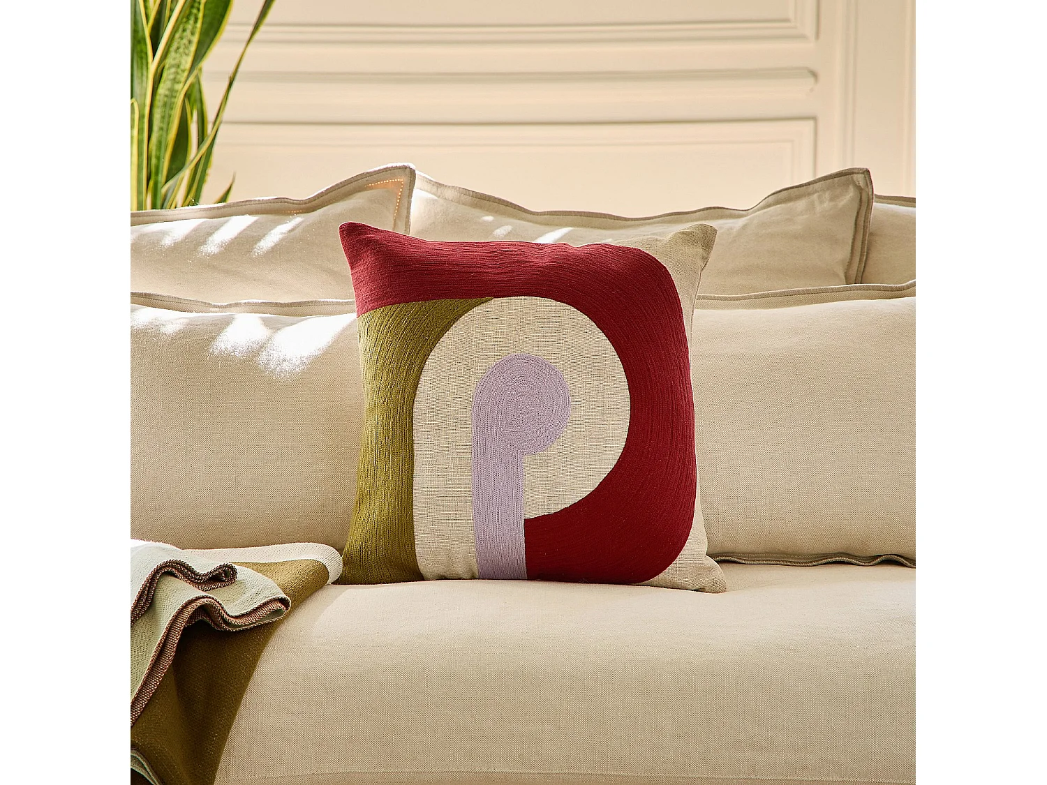 Habitat - Coussin en lin - 45 x 45 cm - Bronze, bordeaux et lilas - Design by Floriane Jacques - Bonnie