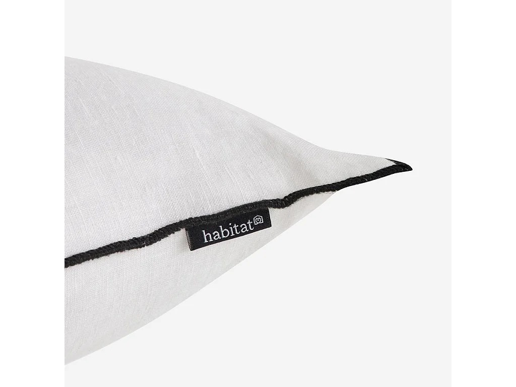 Habitat - Coussin en lin à bourdon noir - 45 x 45 cm - Blanc - Brunelle