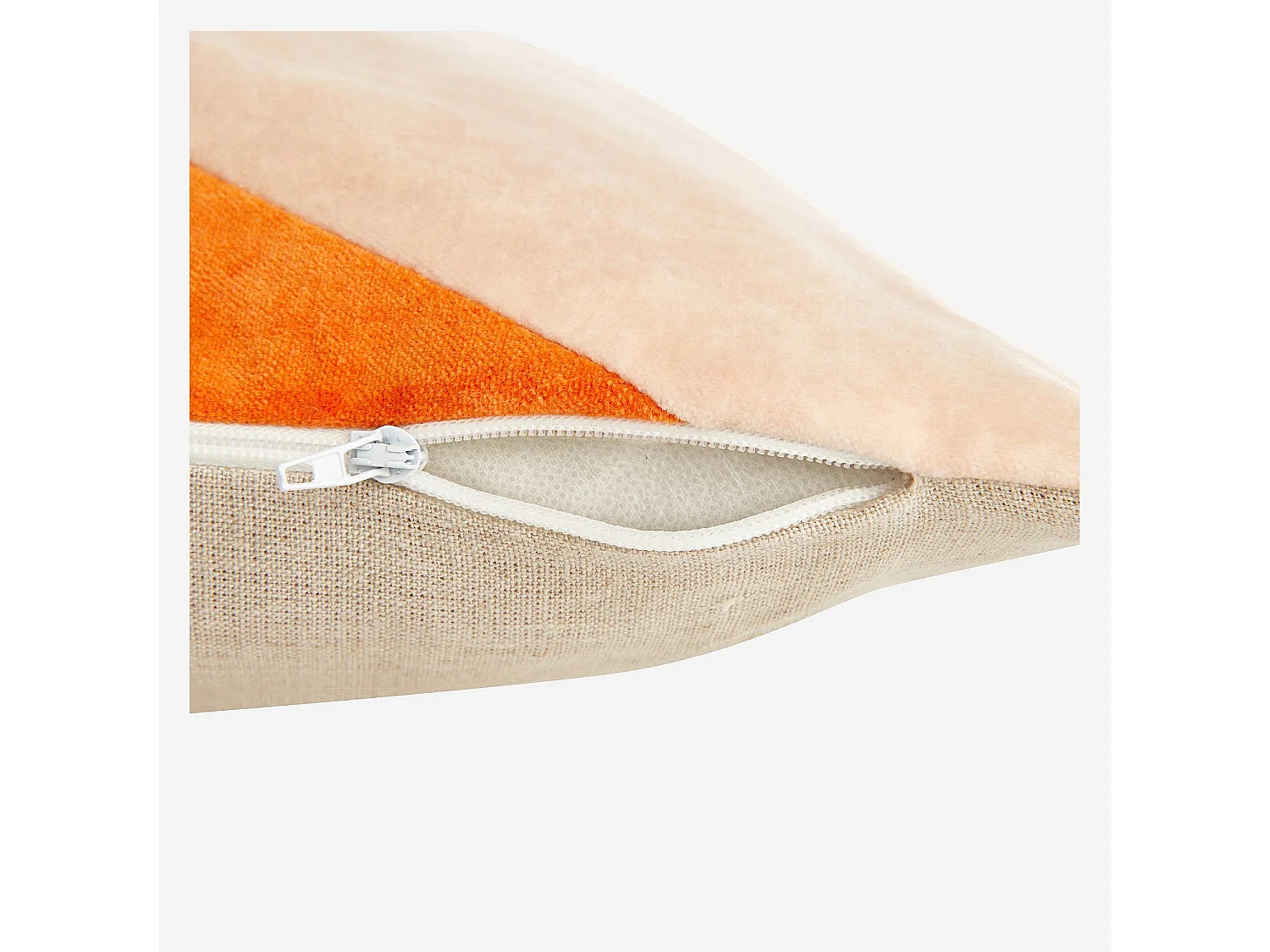 Coussin en lin et coton - 45 x 45 cm - Orange et rose pâle - Design by Floriane Jacques