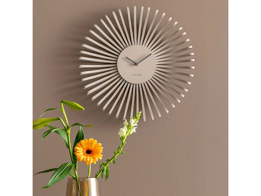 Horloge murale en métal Polo