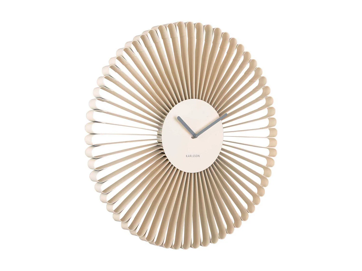 Horloge murale en métal Cascara