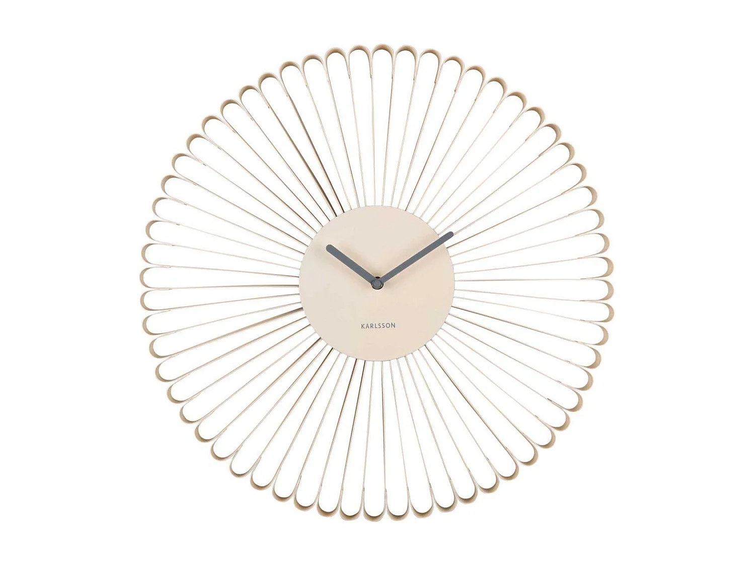 Horloge murale en métal Cascara