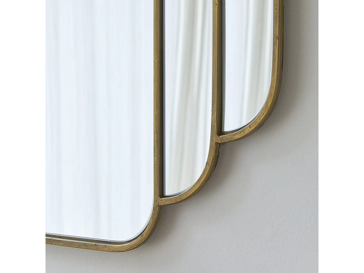 Specchio in ferro Mas da 80x63 cm