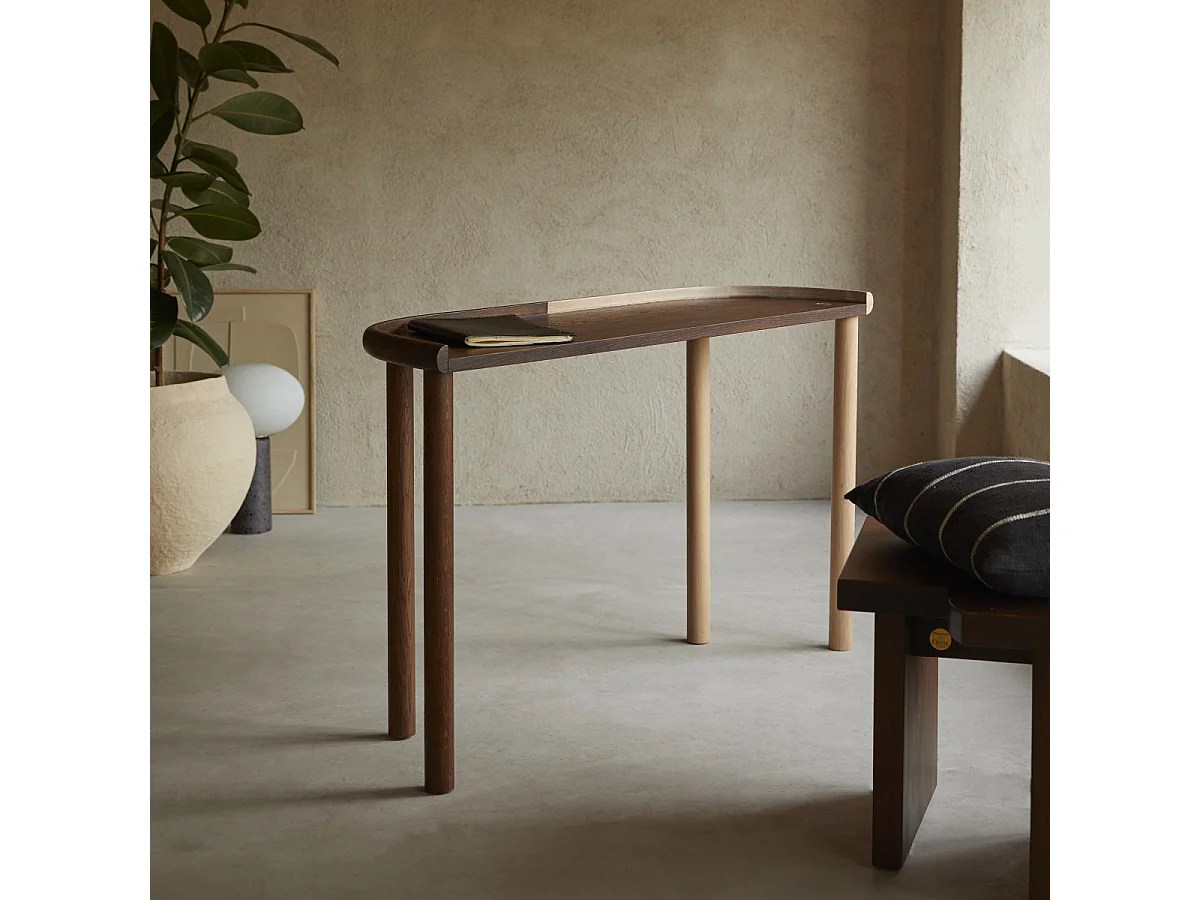 Konsole aus Eichenholz