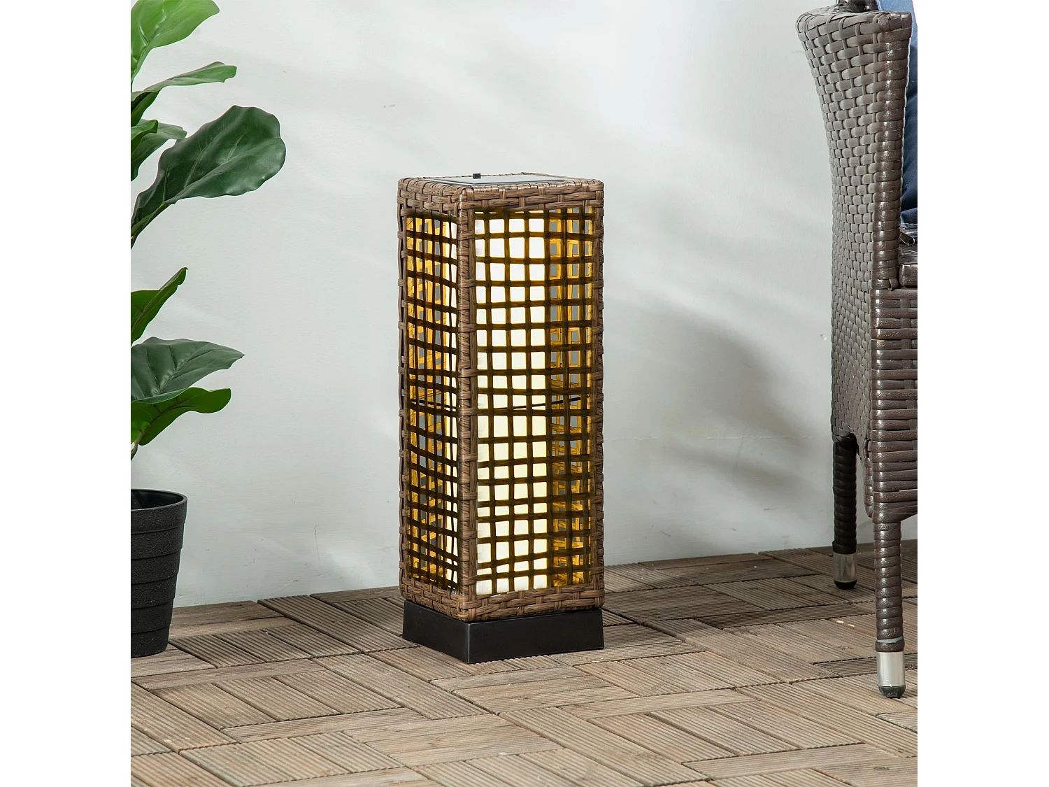 Lampadaire solaire LED style exotique H.46 cm résine tressée aspect rotin naturel