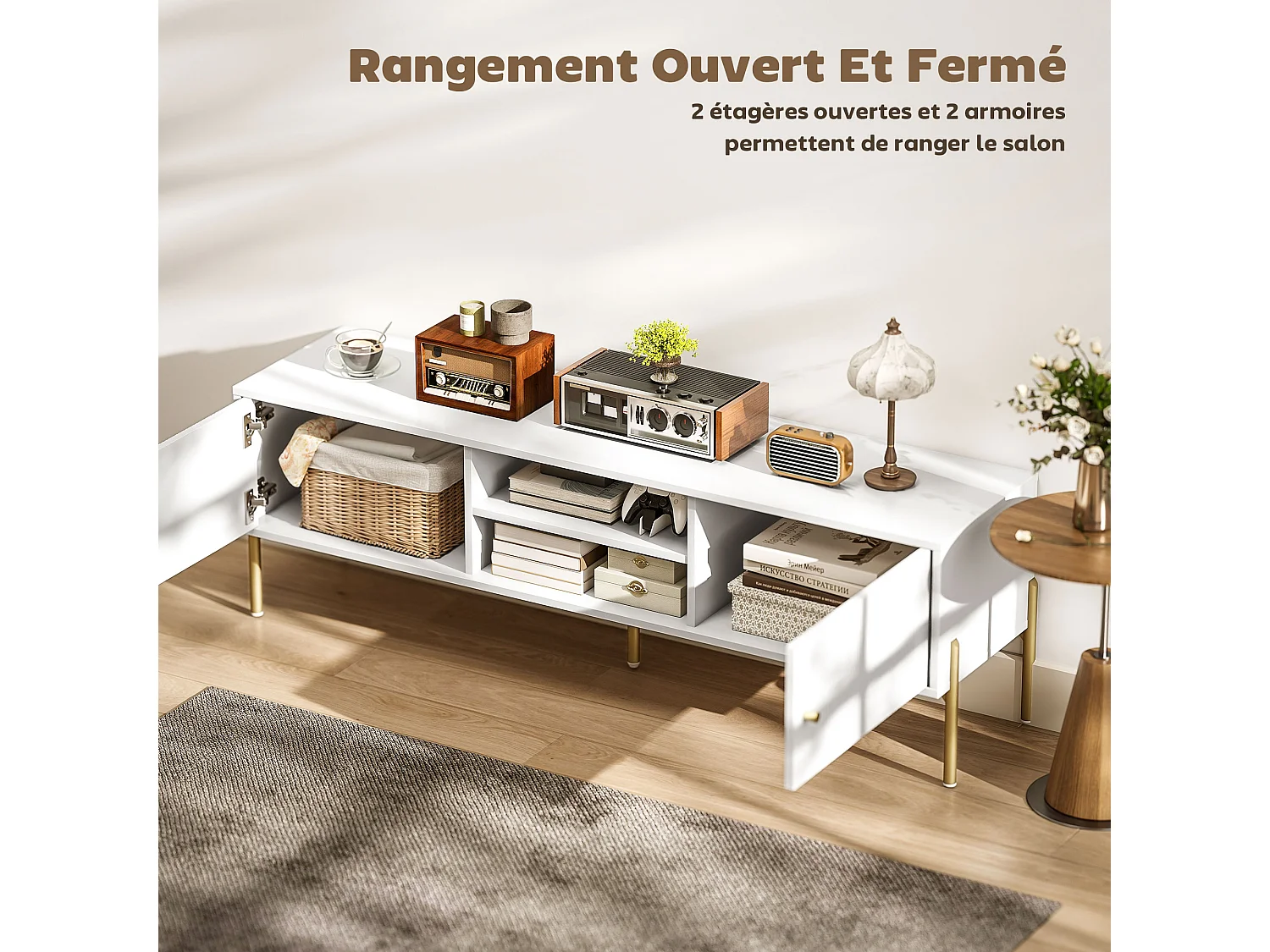 Meuble TV design - 2 portes, 2 niches - piètement poignées métal doré façade rainurée blanc