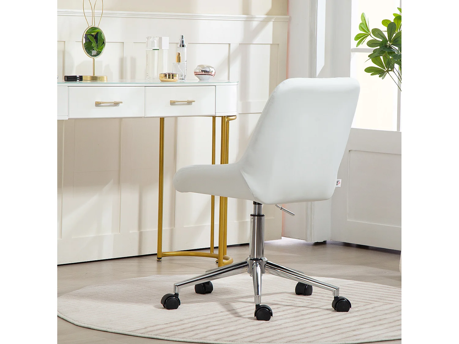 Chaise de bureau design dossier à surpiqûres verticales piètement acier chromé PU blanc