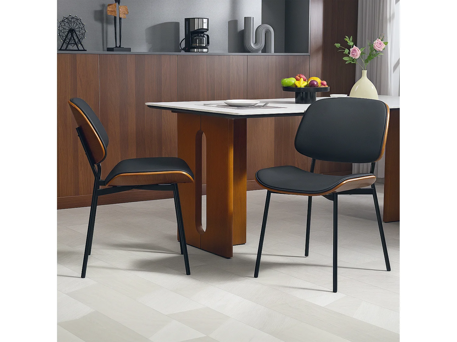 Lot de 2 chaises désign néo-rétro assise dossier cintré bois acier revêtement synthétique noir