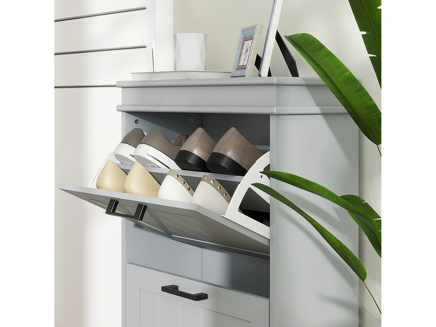 Meuble à chaussures 2 portes abattants 2 étagères poignées métal noir MDF gris