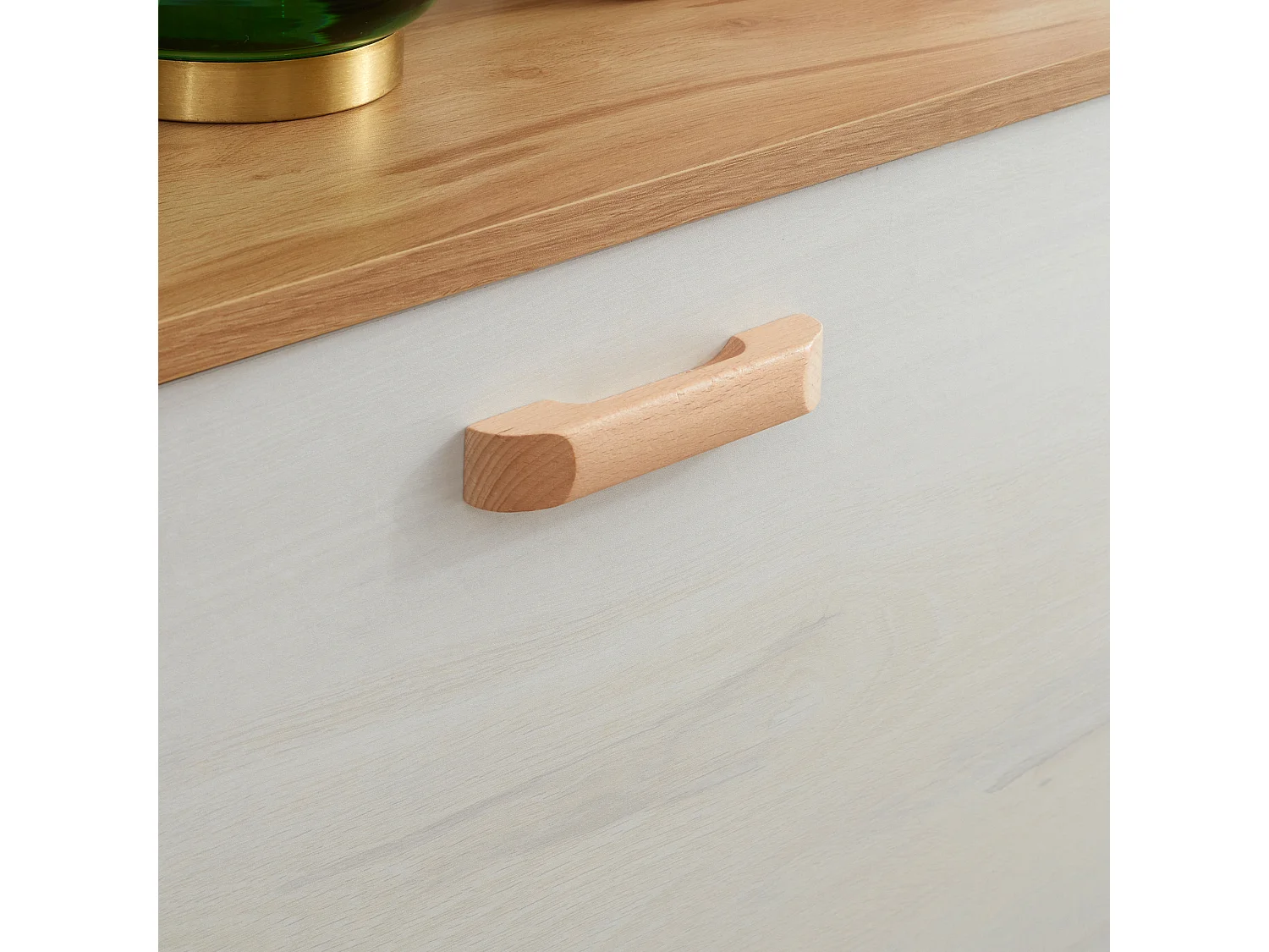 Meuble à chaussures design scandinave 3 portes abattantes 3 étagères réglables bois pin panneaux effet bois blanc