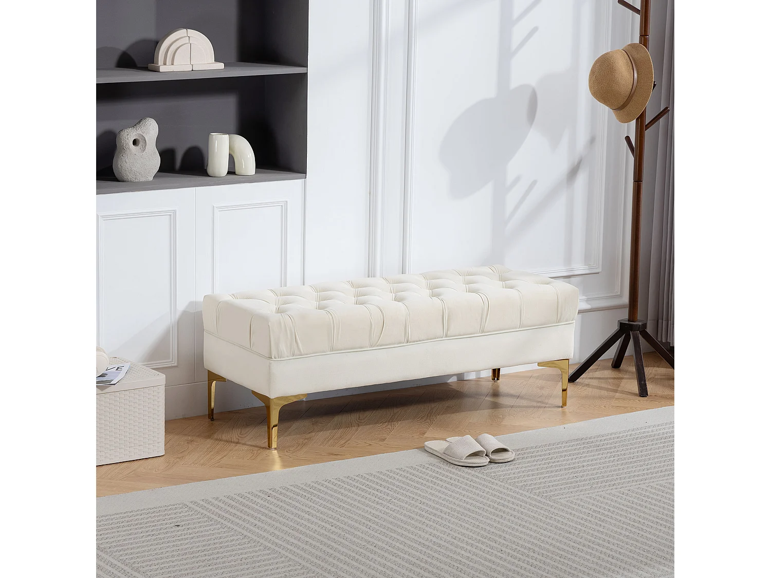 Banc banquette capitonnée style classique chic dim. 118L x 45l x 42H cm piètement métal doré velours beige