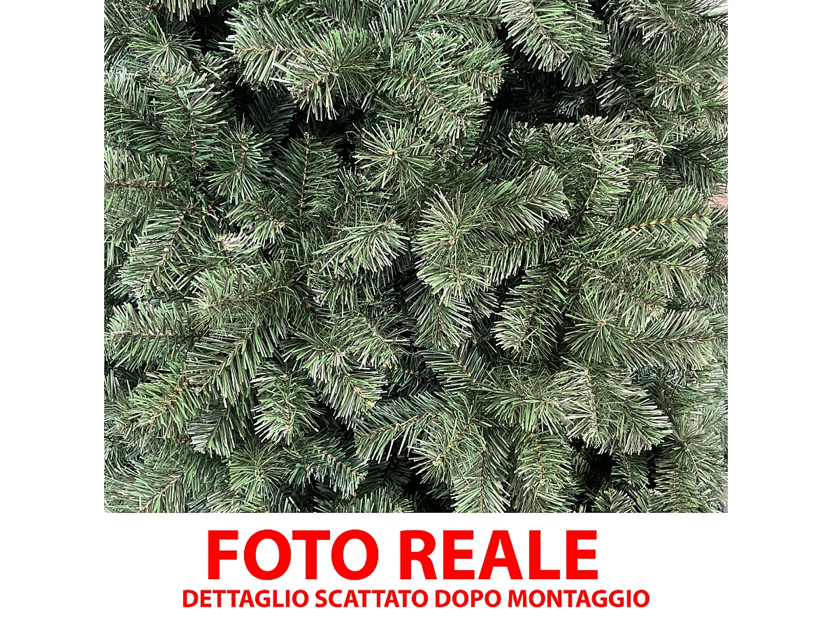 Albero Di Natale 210 Cm Con Sacca Effetto Reale 1078 Rami Foltissimo Molto Folto Rami A Gancio Base Croce In Metallo Doppia Foglia Colorata PVC 210Cm