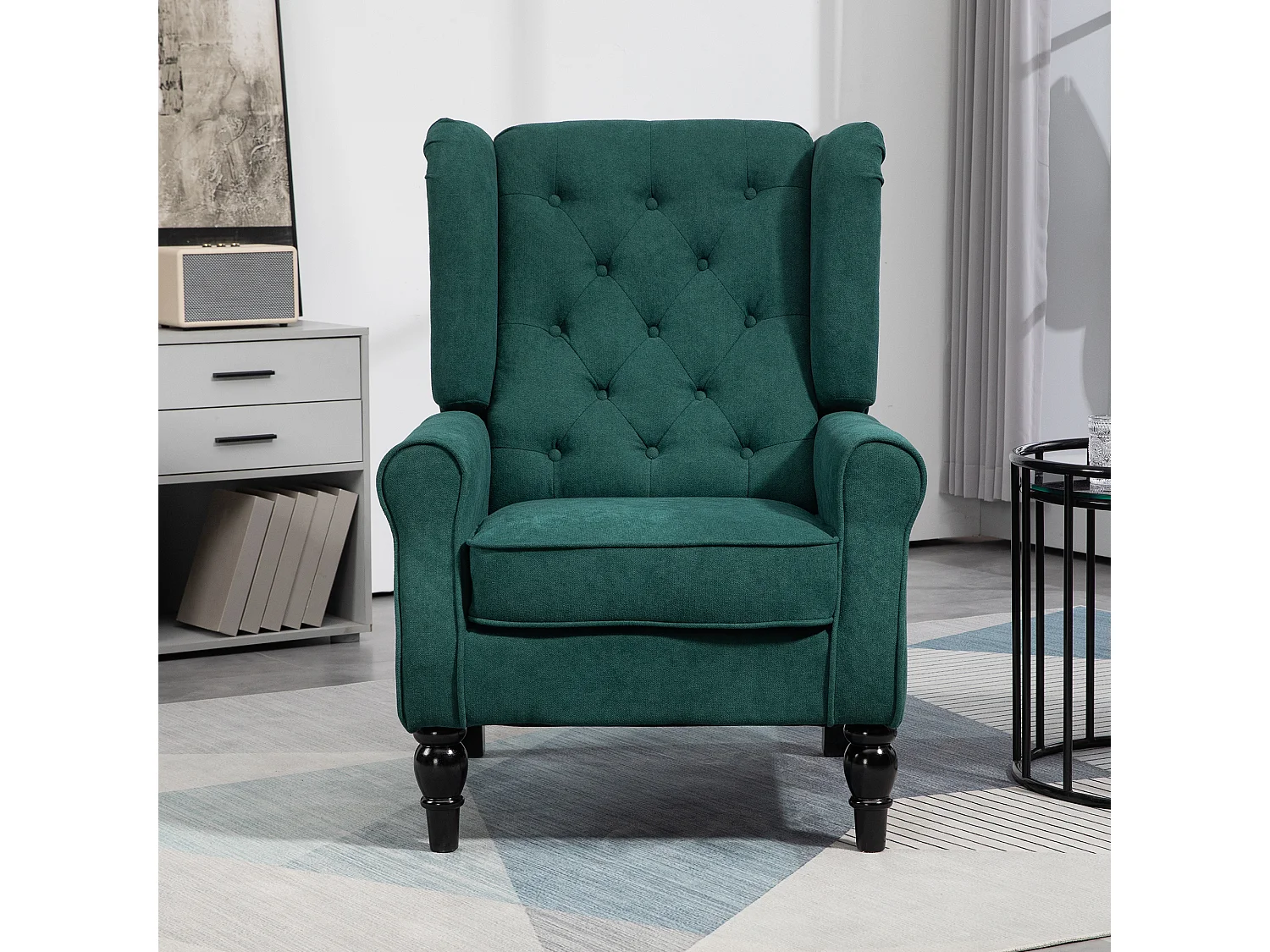 Fauteuil à oreilles style Chesterfield dossier capitonné grand confort bois noir tissu vert