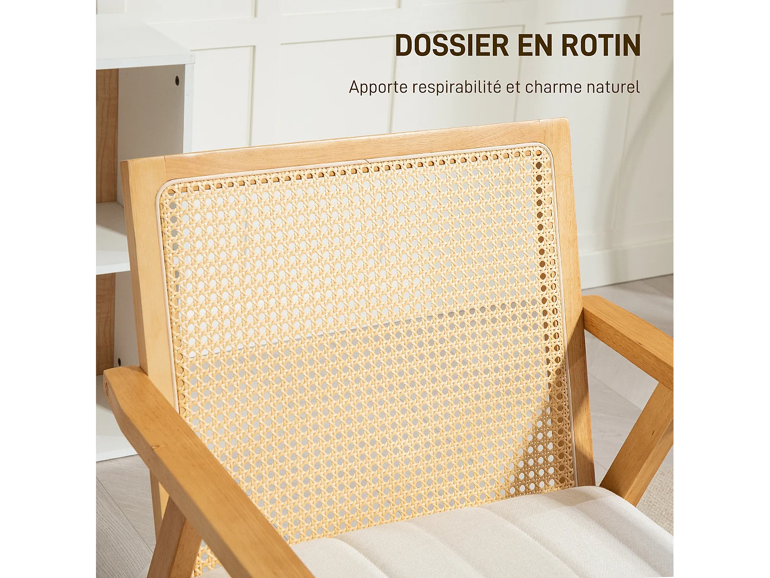 Fauteuil lounge en cannage et bois épais coussin toucher lin blanc cassé