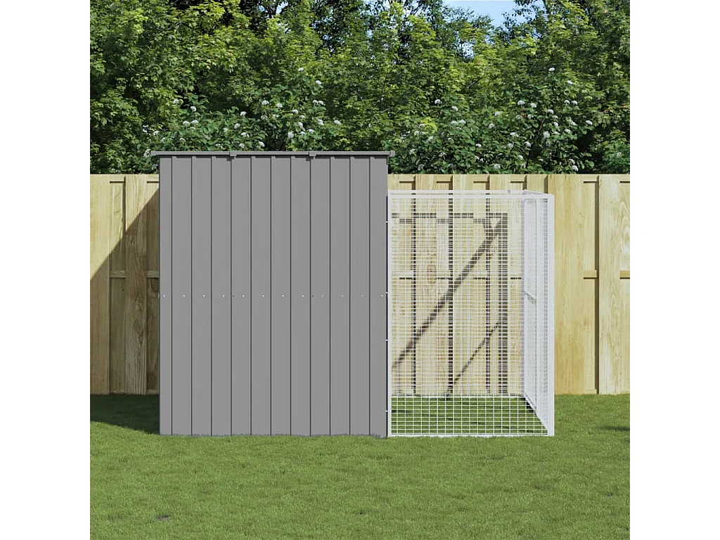 Niche pour chien avec cour gris clair 214x253x181 cm