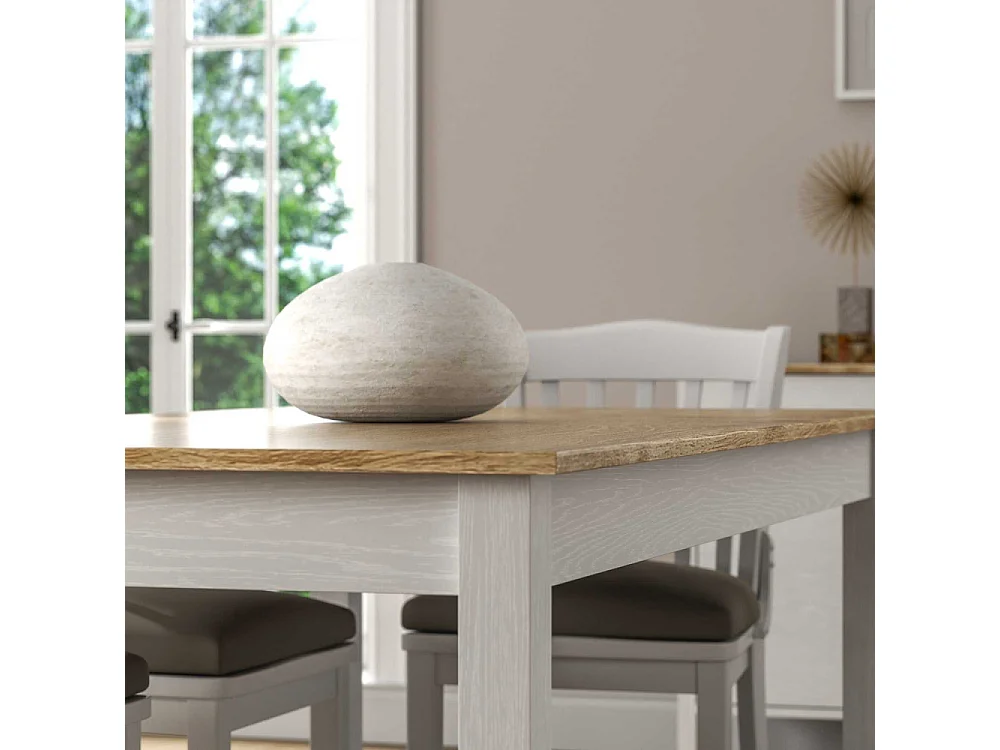 Table de repas en aggloméré Frannie