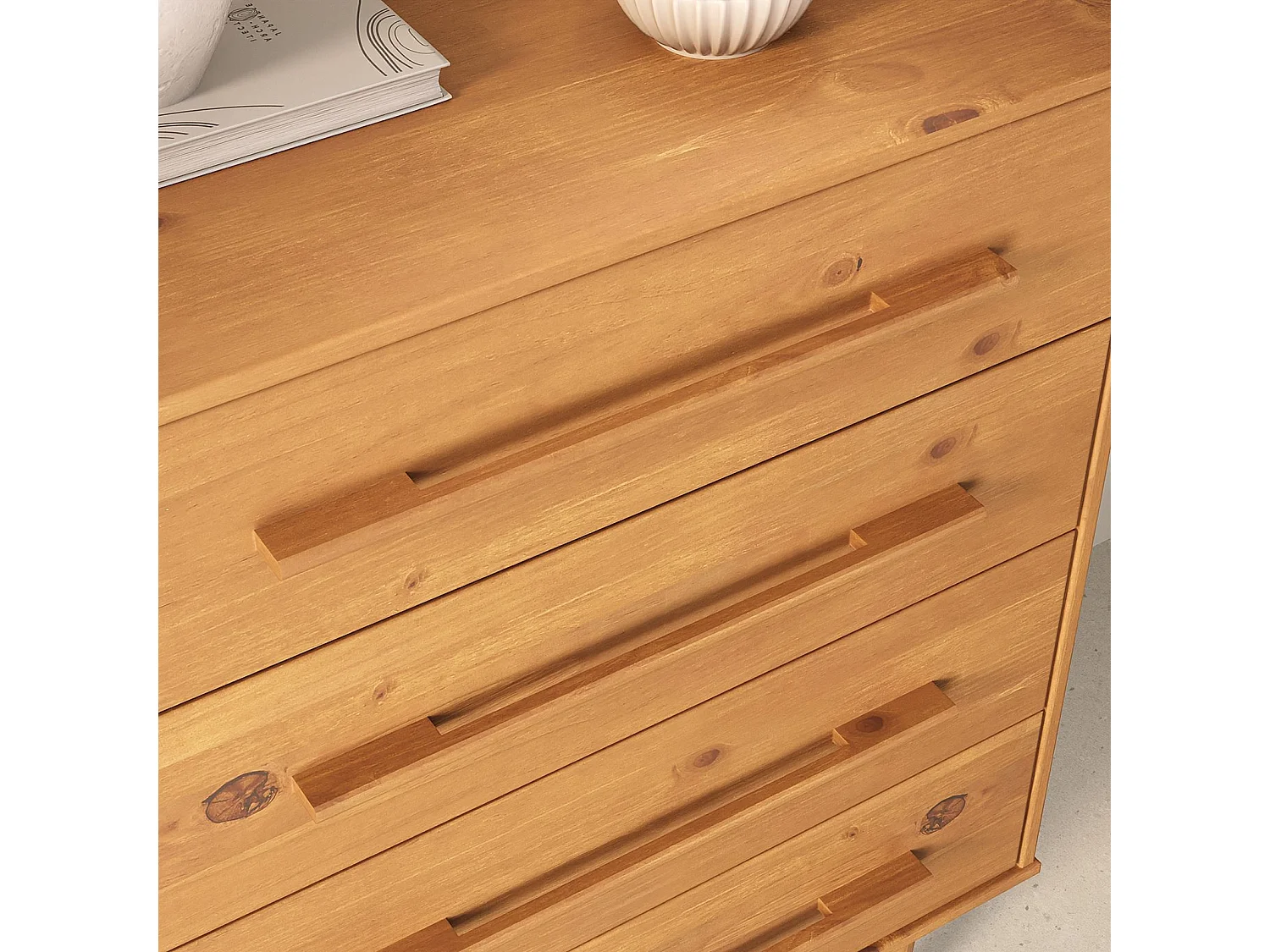 Commode TECCA L 80 cm avec 4 Tiroirs en Bois Massif Coloris Chêne, Meuble de Rangement pour Vêtements Design Scandinave