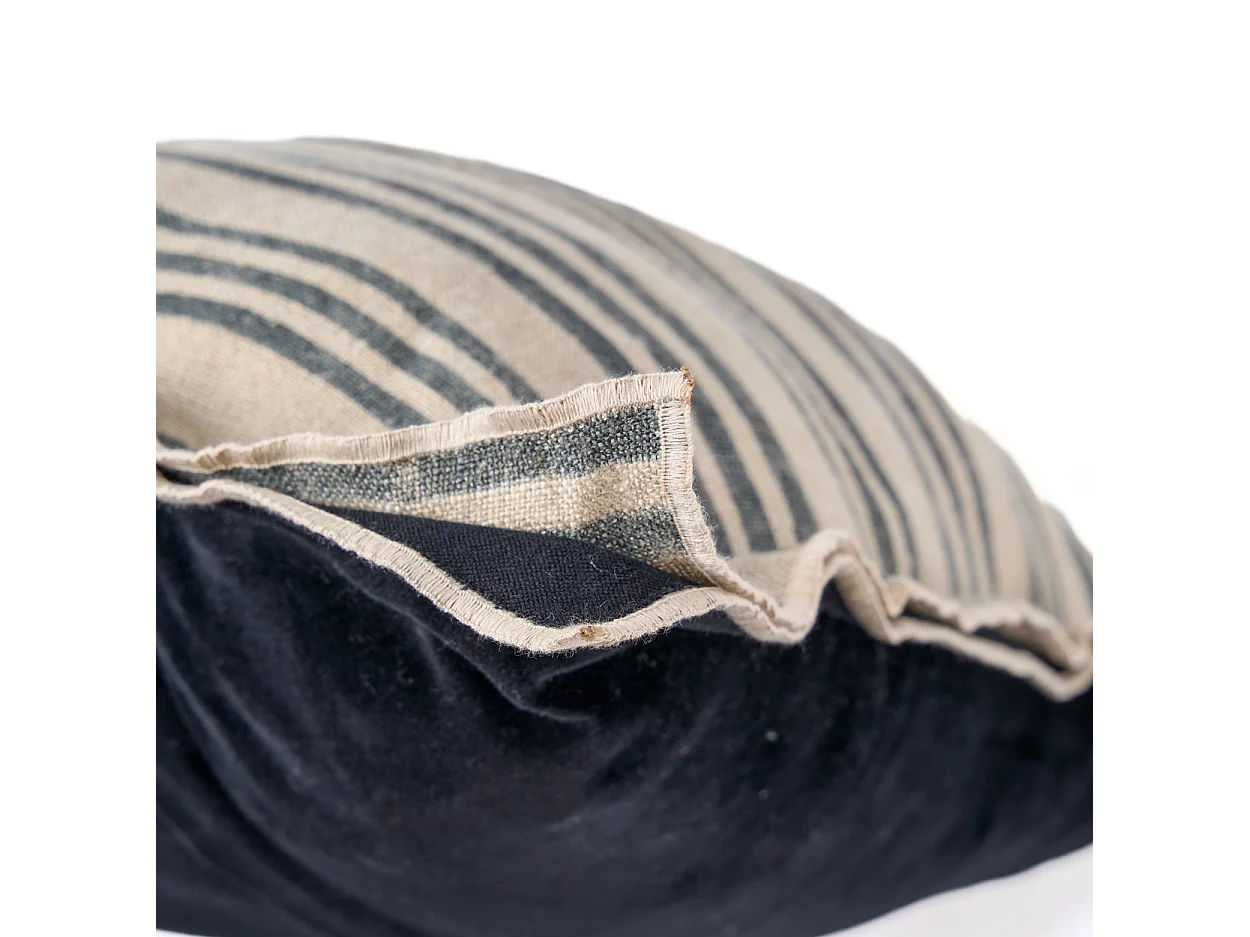 La Housse de Coussin Nordic Stripe - Noir Naturel - 50x50