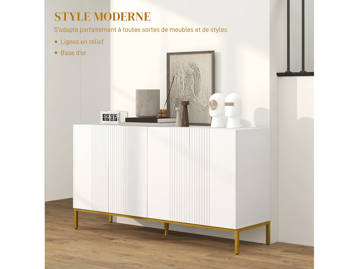 Buffet design contemporain graphique - 4 portes, 2 étagères - acier doré panneaux blanc